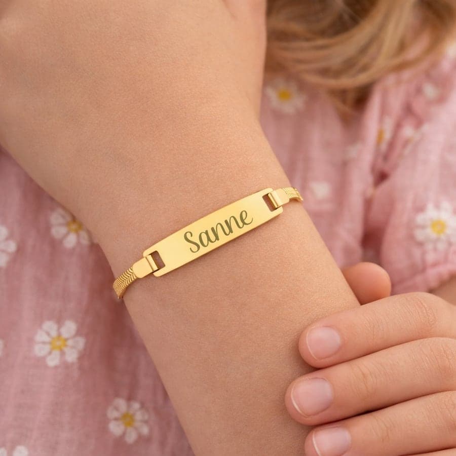 Kinderarmband met naamgravure